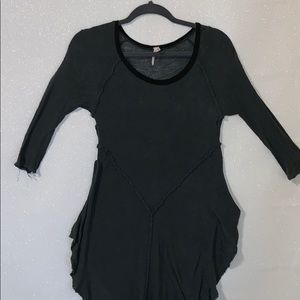 Gauze 3/4 Sleeve Tunic with Raw Edges